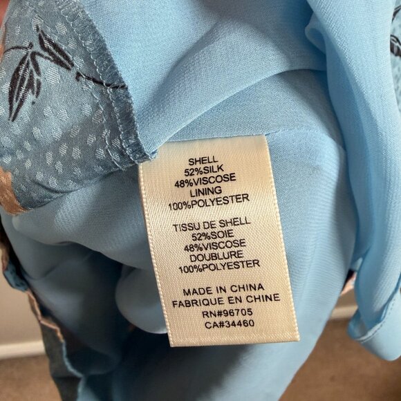 Rebecca Taylor Daniella Silk Blend Dress Size 4 Blue Floral V-Neck Feminine - Picture 9 of 10